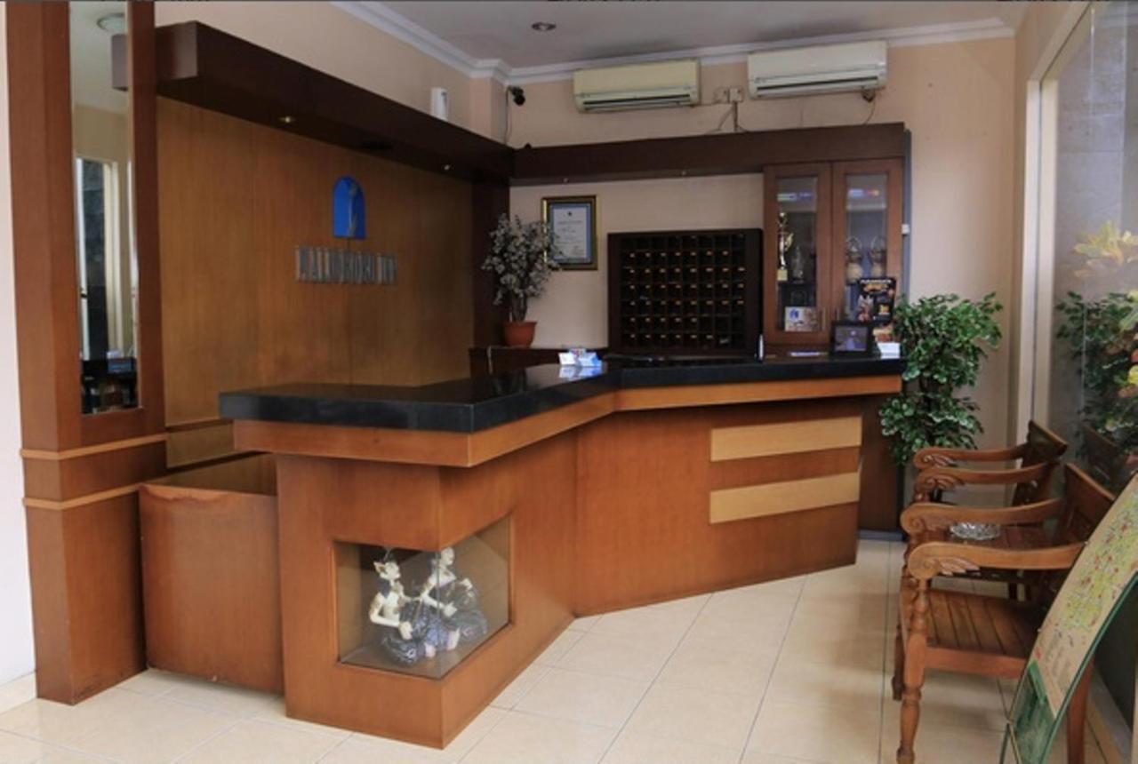 Malioboro Inn Hotel Yogyakarta Exterior photo