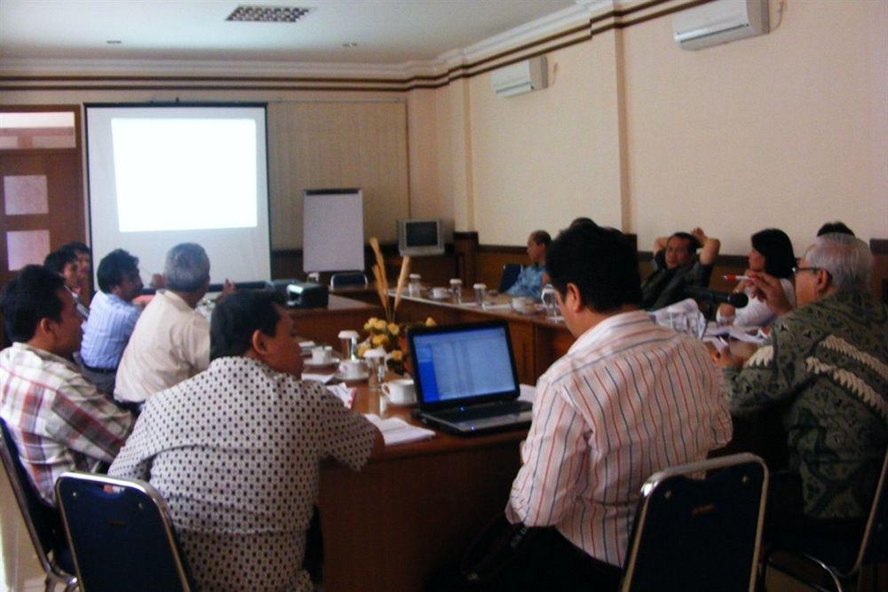 Malioboro Inn Hotel Yogyakarta Exterior photo